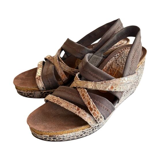 Donald J Pliner Women's Becky Wedge Sandals Brown Pebble Print Slingback 8.5 M - Picture 1 of 10